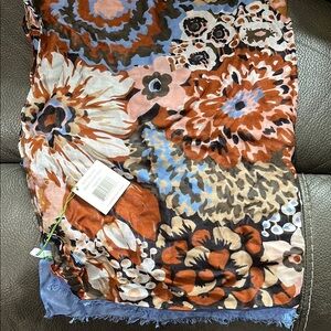 Vera Bradley soft fringe scarf in Madison garden blush